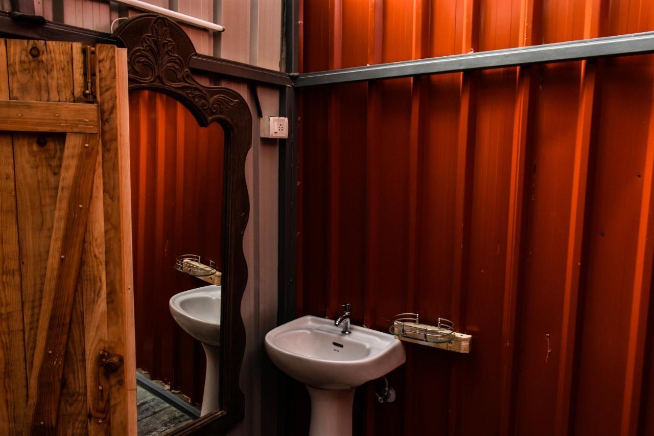 The Hosteller Goa, Anjuna Eksteriør bilde